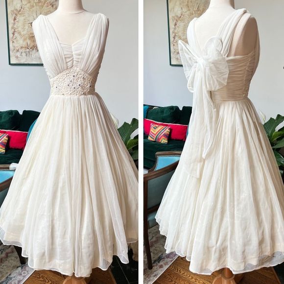 ❌SOLD ❌One of a Kind 1960s Handmade Last Night in Soho Tea Length Bridal Dress - Picture 1 of 16
